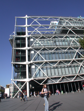 Centre Georges Pompidou à Paris, 1977, arch. R. Piano et R. Rogers, ing. P. Rice (Ove Arup & ...